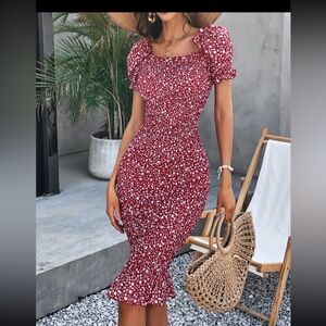 Stunning off the shoulder or on the shoulder figure flattering dress in L